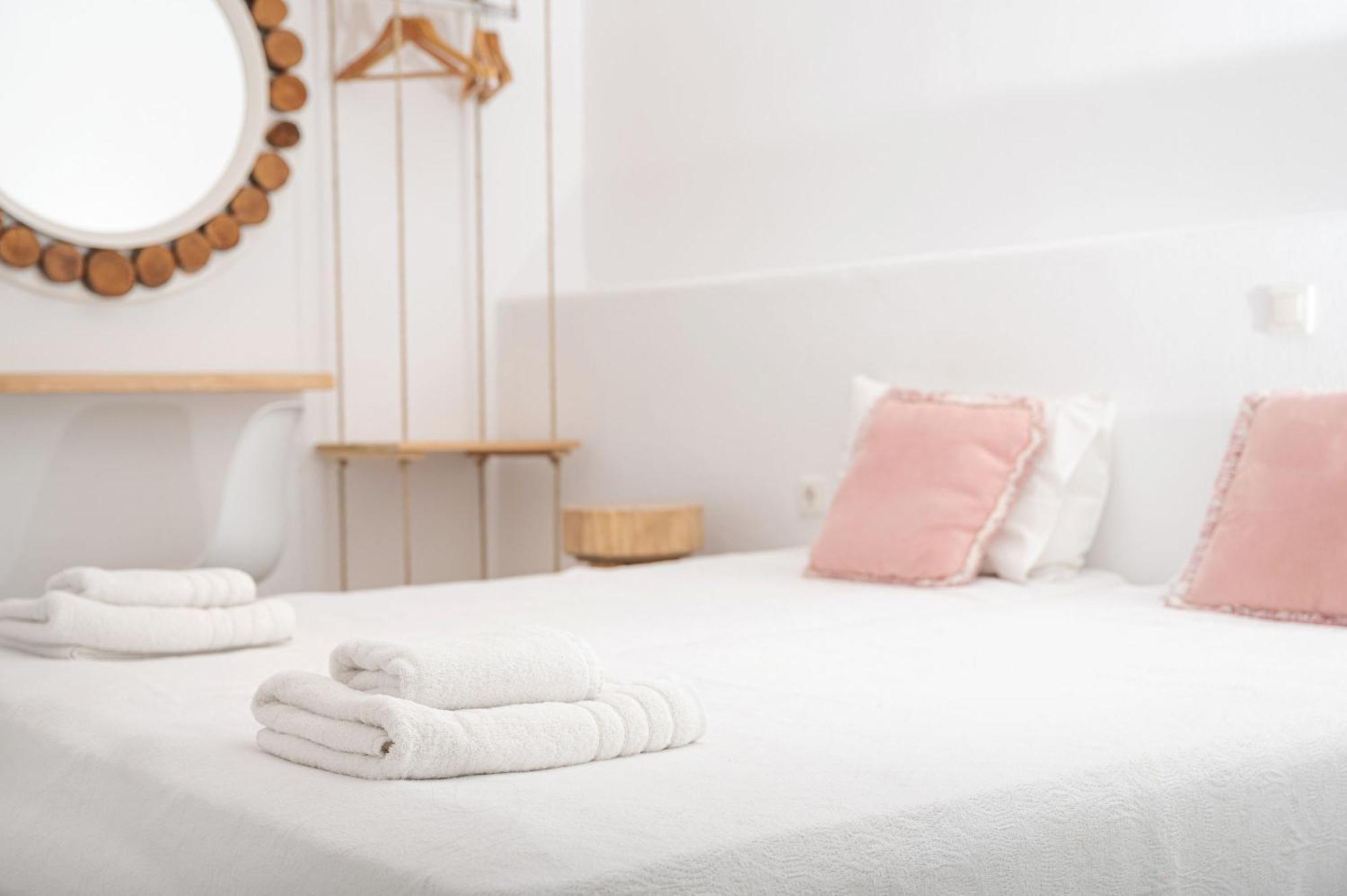 Amelie Suites Mykonos Agios Stefanos  Exterior foto